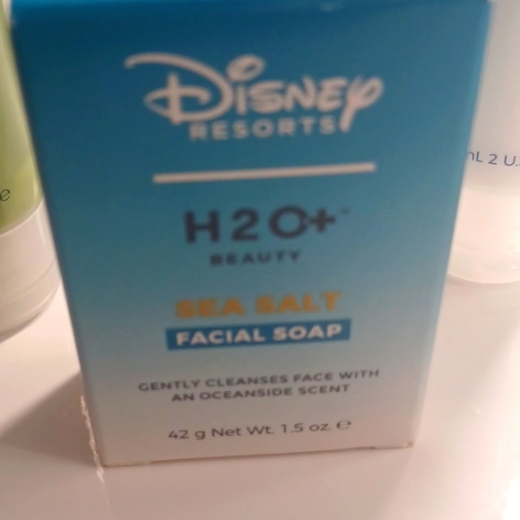 5pcs Disney H20 bundle - Picture 3 of 5